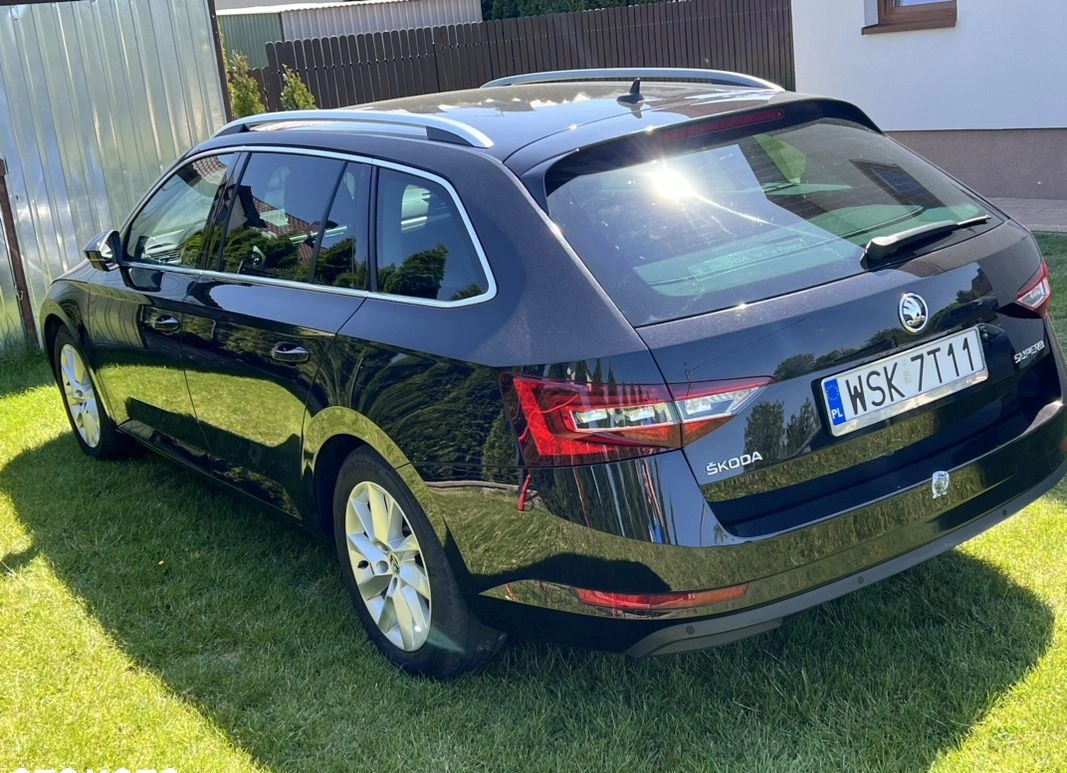 Skoda Superb cena 74500 przebieg: 189000, rok produkcji 2019 z Kowary małe 352